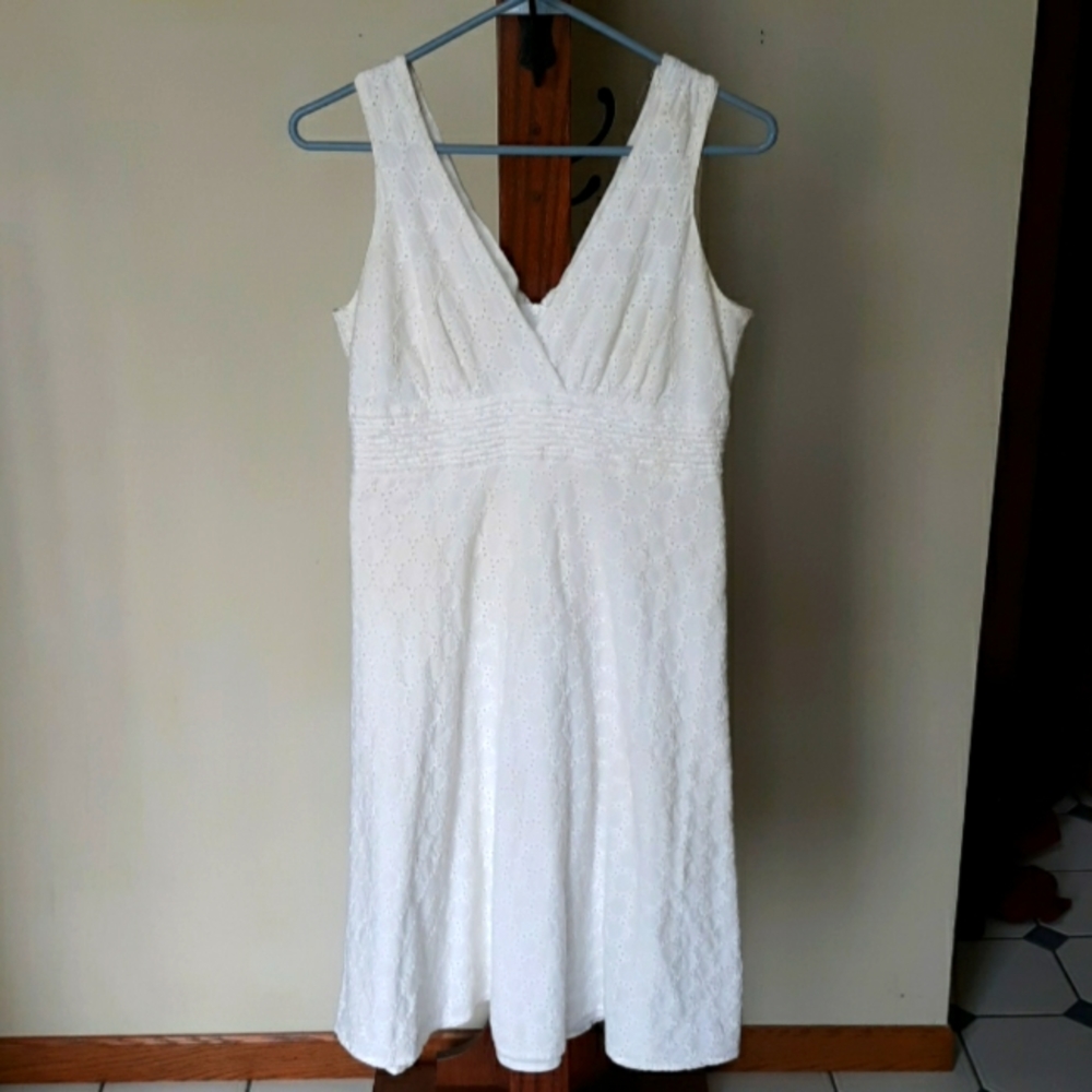 Eyelet Dress. Studio Y